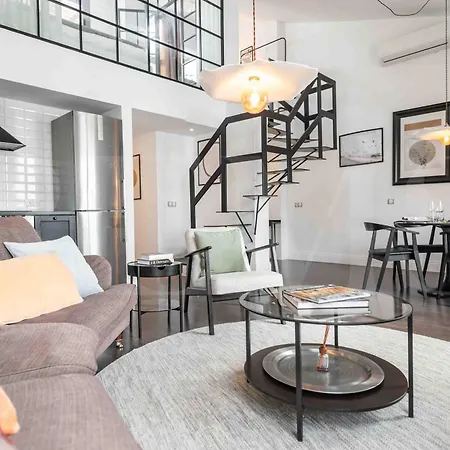 Apartment Bright Spacious Duplex With Terrace By Rems